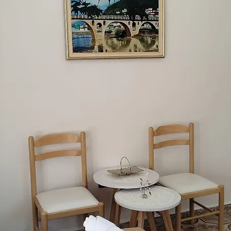 Buda House Gorice بيرات