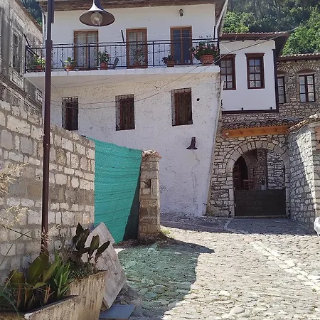 بيت ضيافة Buda House Gorice بيرات